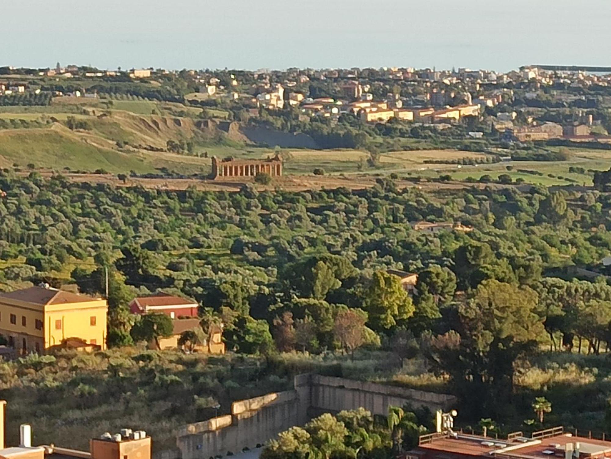 B&B Le 4 Stagioni Sul Viale, Belvedere Di Агридженто Экстерьер фото